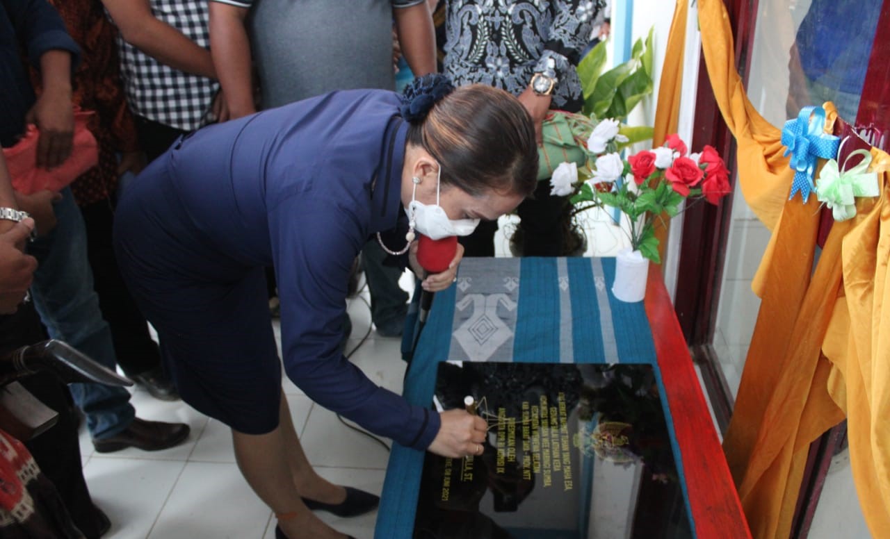 Ratu Wulla Resmikan BLK di Sumba Barat Daya